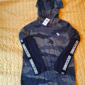 Abercrombie kids camflouge shirt size 7/8